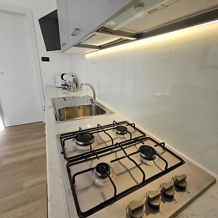 アパート Residenza Redipuglia Free Private Parking And Air Conditioning ヴェルバーニア