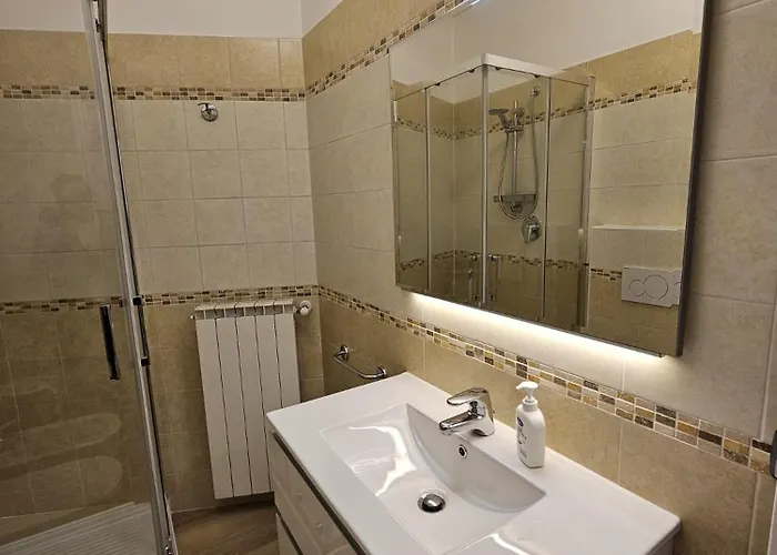 Residenza Redipuglia Free Private Parking And Air Conditioning * Verbania