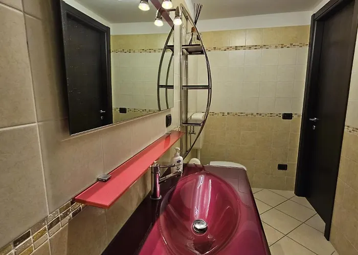 Residenza Redipuglia Free Private Parking And Air Conditioning * Verbania
